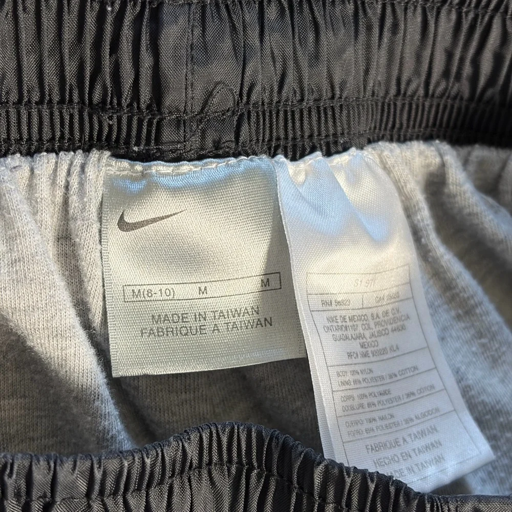Vintage Nike 1990s windbreaker pants - Picture 3 of 3
